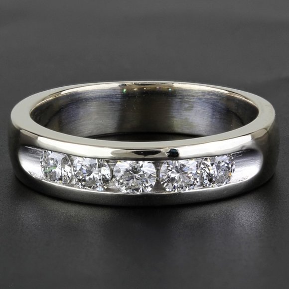 14K White Gold Mens Diamond Wedding Ring